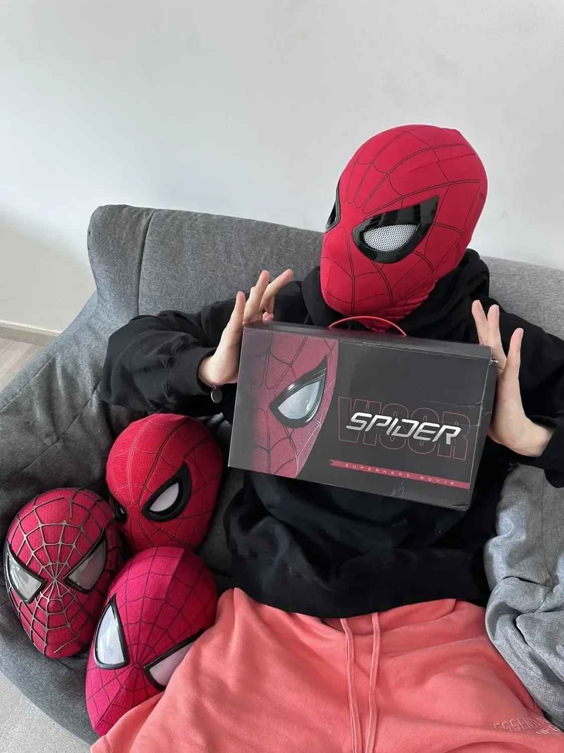 Spider-Man Cosplay Head Mask – 1:1 Scale (Life-Size) with Moving Eyes – Electronic & Manual Versions