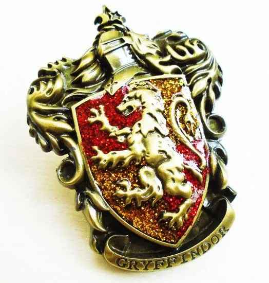 Harry Potter House Crest Brooch Pins – Hogwarts, Gryffindor, Slytherin, Ravenclaw, Hufflepuff Metal Badge Souvenir