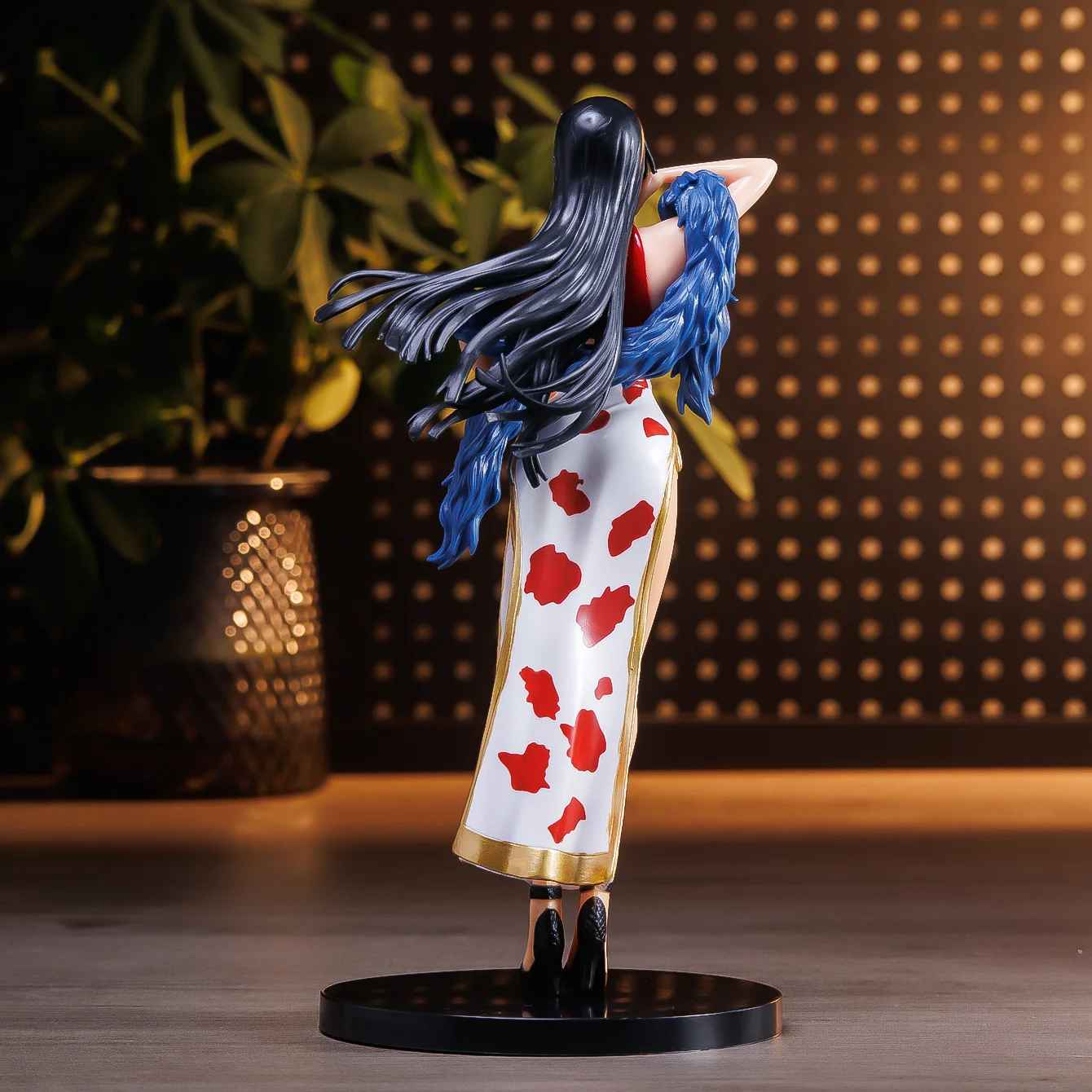 Boa Hancock Cheongsam Figure – One Piece Anime Collectible