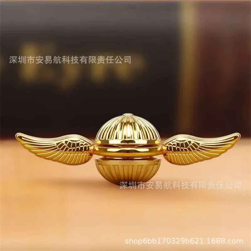 Harry Potter Golden Snitch Fidget Spinner – Magic Boy Movie Collectible Toy