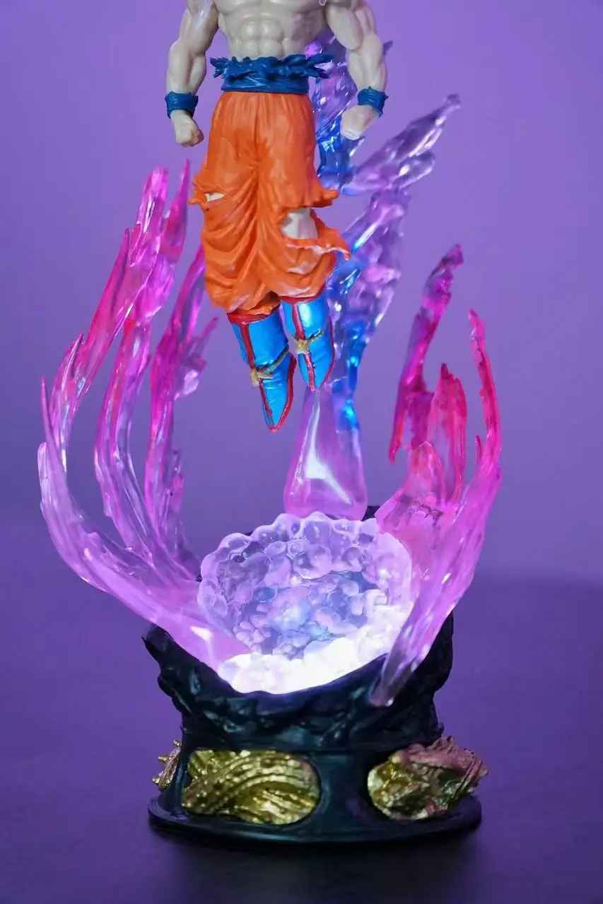 Goku Ultra Instinct Figure | Silver-Haired Saiyan Transformation Statue | Dragon Ball Super Collectible | Geekzillaa