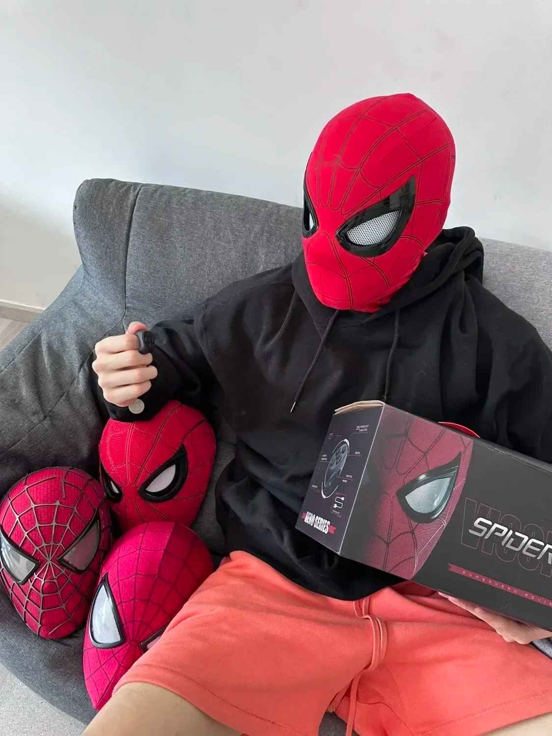 Spider-Man Cosplay Head Mask – 1:1 Scale (Life-Size) with Moving Eyes – Electronic & Manual Versions