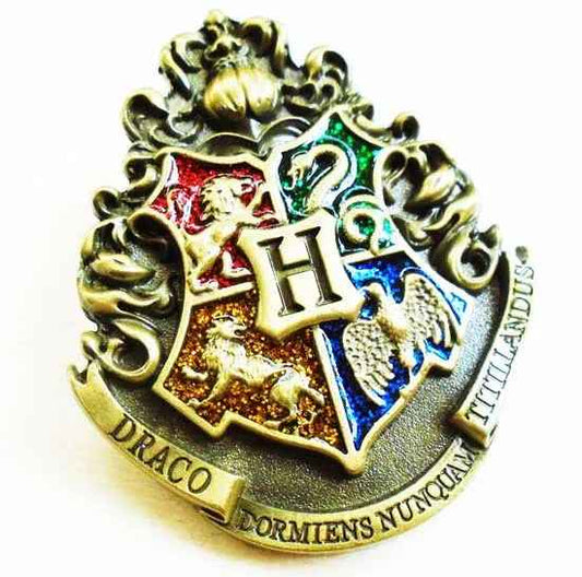 Harry Potter House Crest Brooch Pins – Hogwarts, Gryffindor, Slytherin, Ravenclaw, Hufflepuff Metal Badge Souvenir