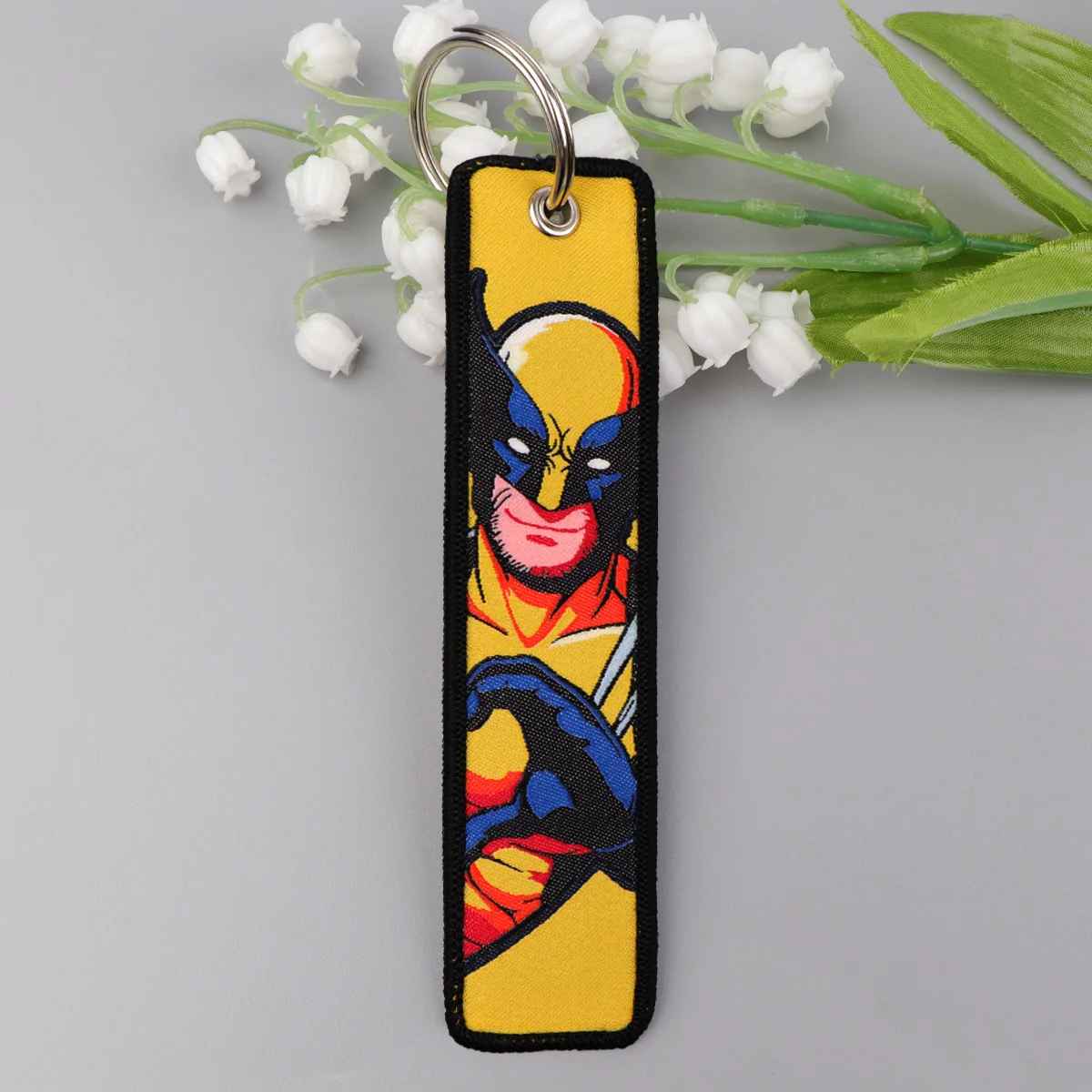 Marvel & DC "Multiverse Legends" Embroidered Keychain Set