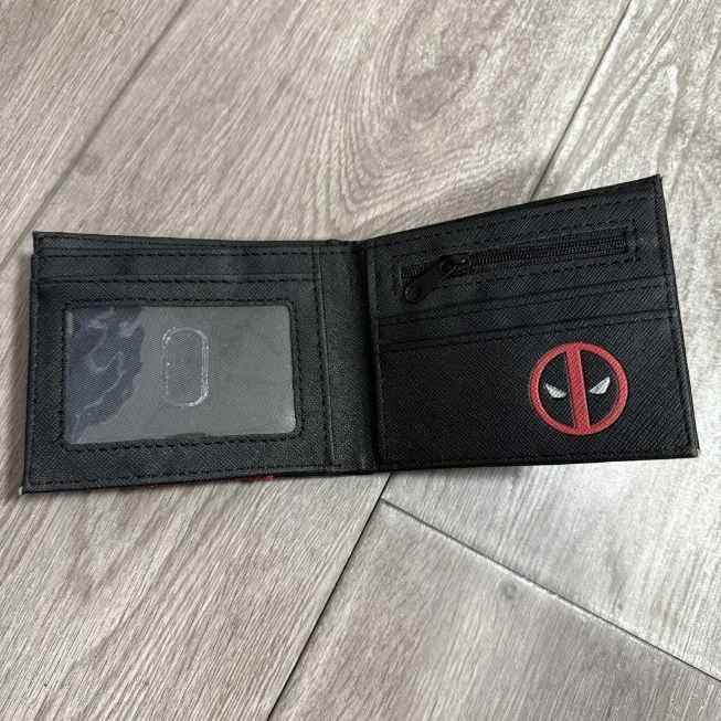 Marvel Avengers Deadpool Anime Foldable Wallet – Stylish Men’s & Children’s Card Holder