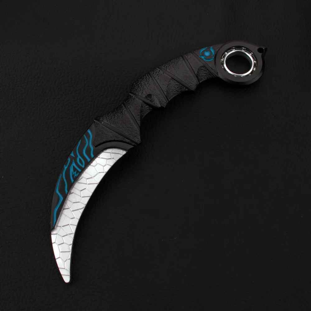 One Piece Final Fantasy Tactical Karambit | 4-Color Folding Claw Collection | Geekzillaa